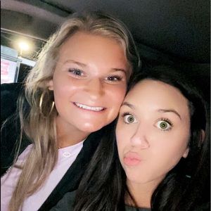 Meet your Posher, Hannah